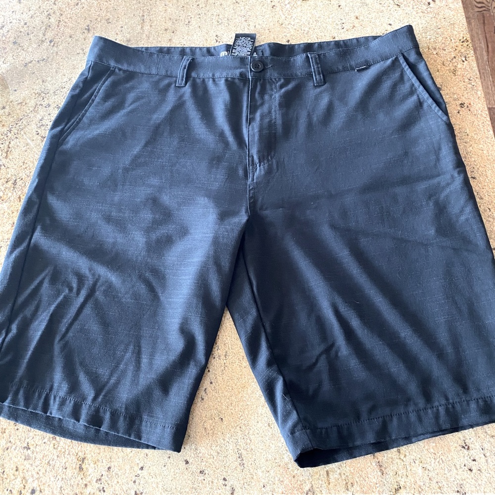 Travis Mathew golf shorts